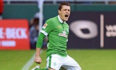 开运体育平台-沙尔克04客场战平云达不莱梅，保住争冠关键一分