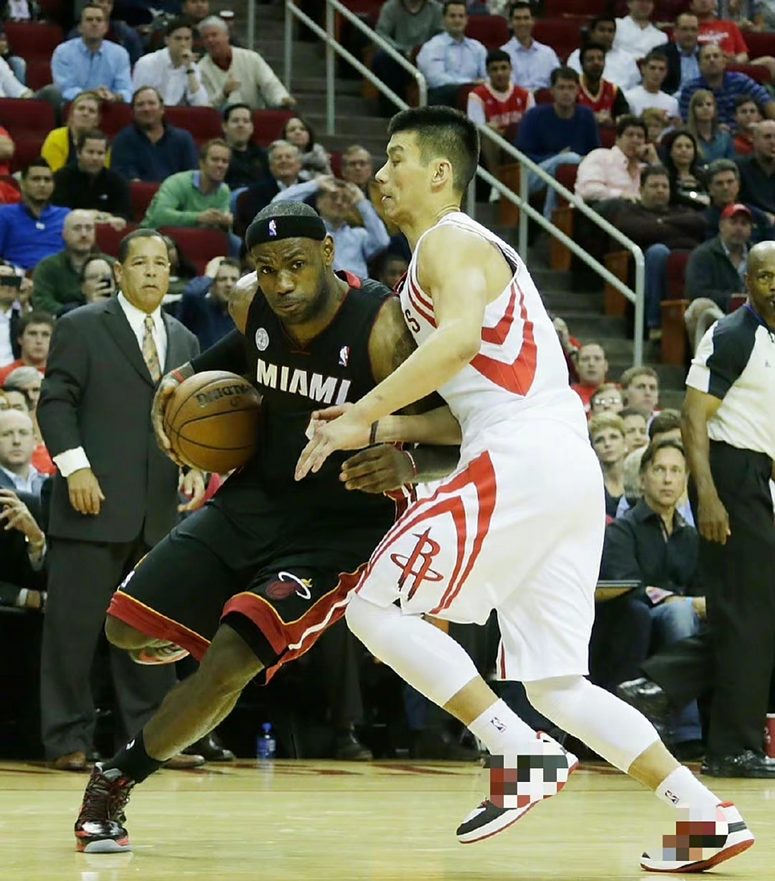 包含林书豪加盟湖人队，与詹姆斯同场竞技的词条