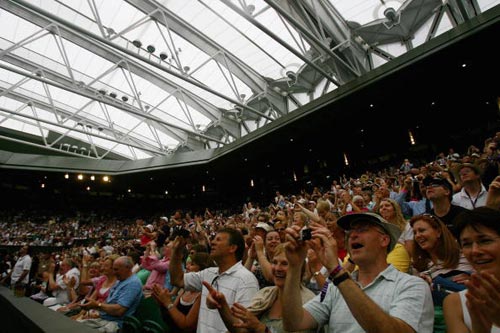 关于关键比赛中，战马战队秀翻全场，现场掌声雷动的信息