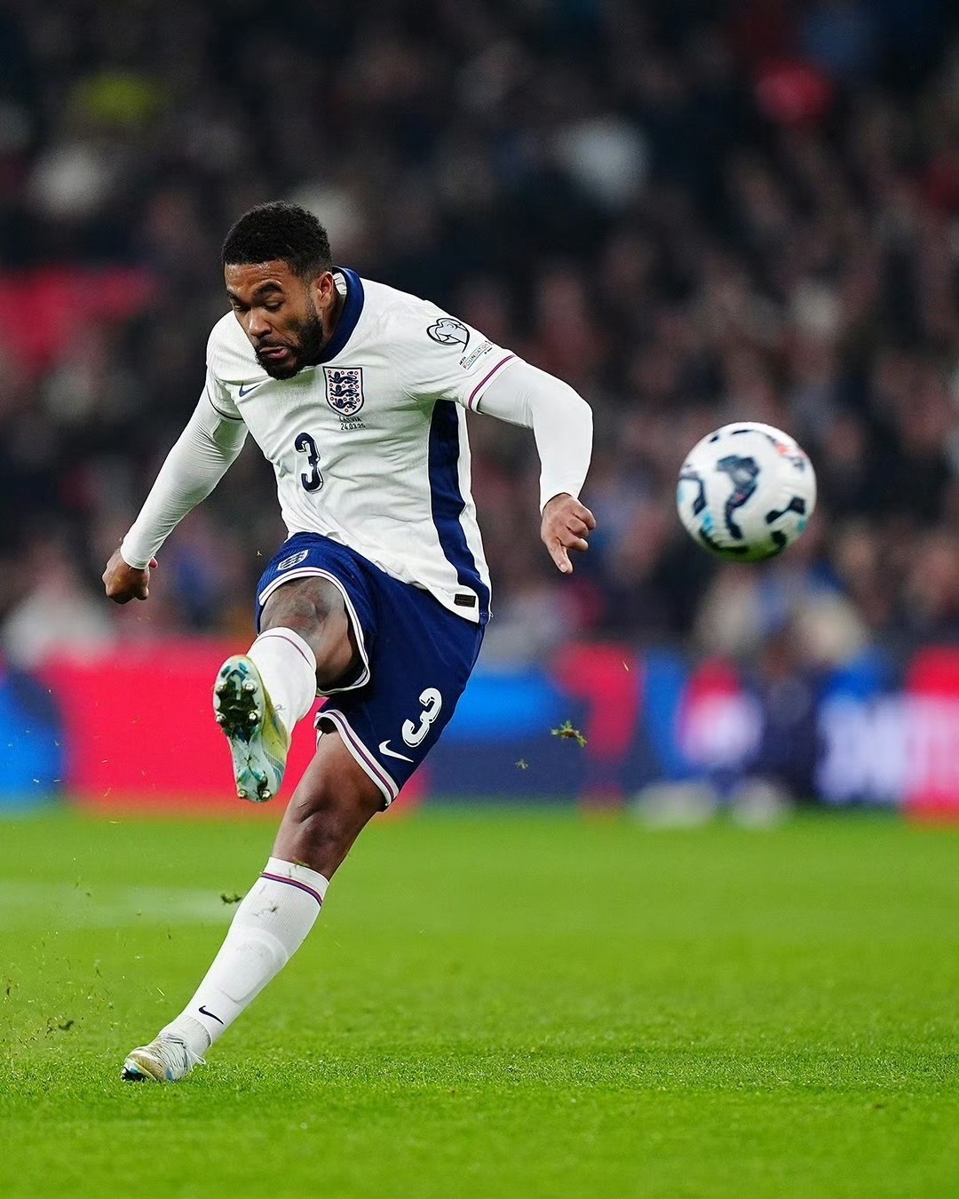 关于英格兰队近期备赛情况曝光，全队备战状态达到巅峰的信息