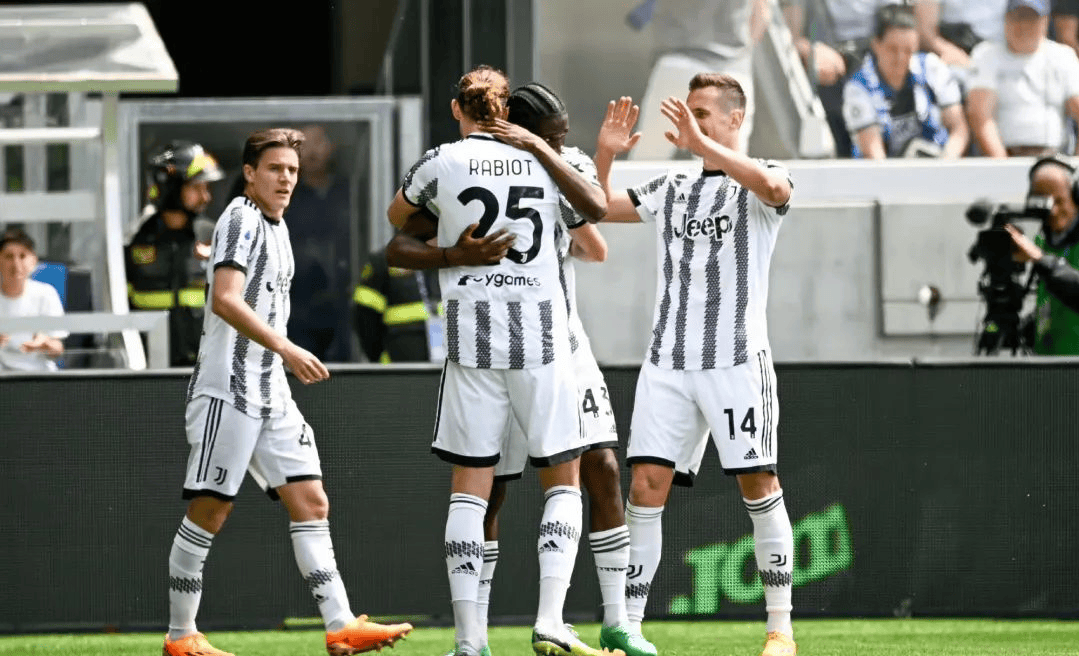 斯图加特主场遭遇惨败，难保不败纪录