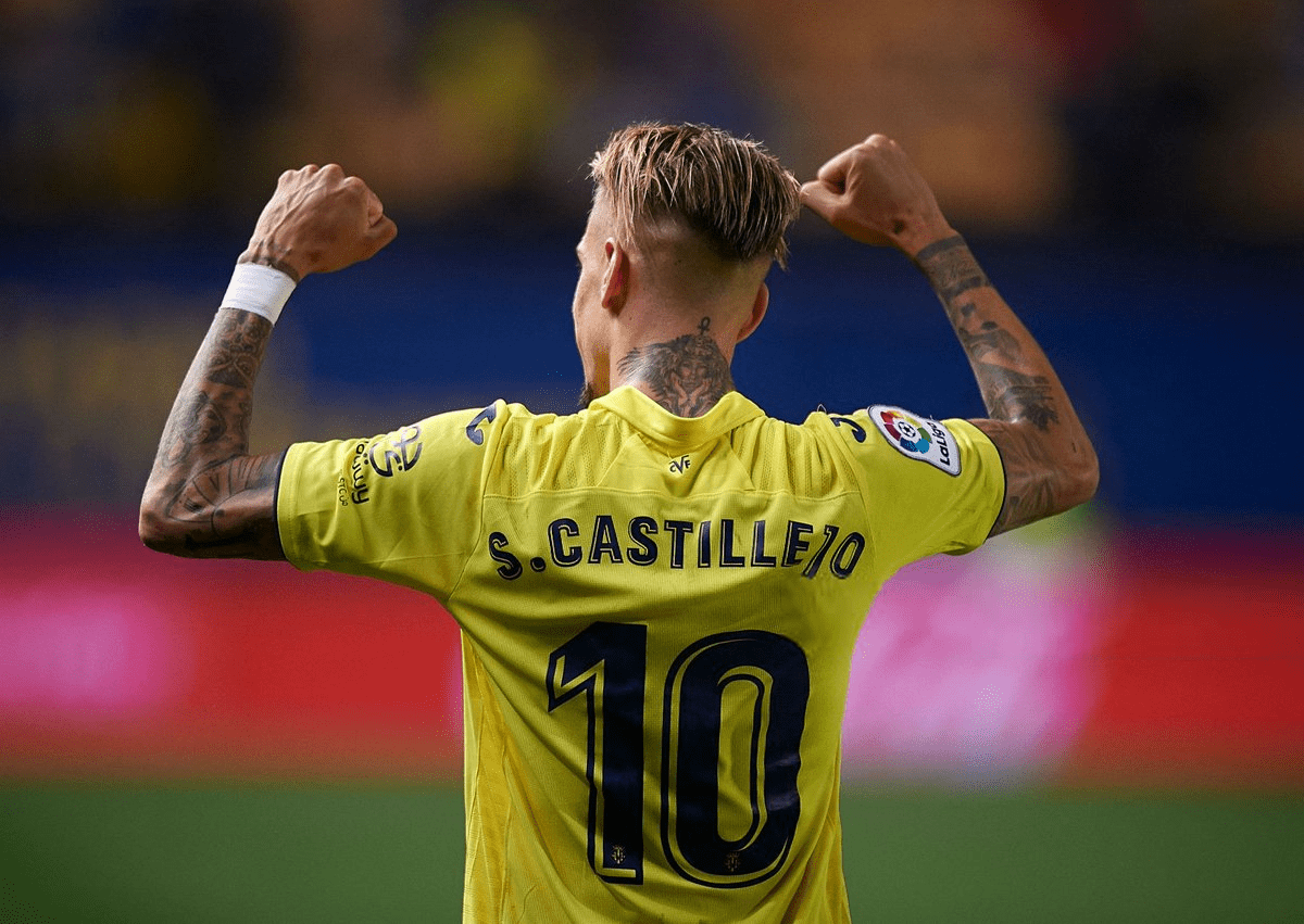 AC米兰中场球员莫雷诺赛季报销的简单介绍