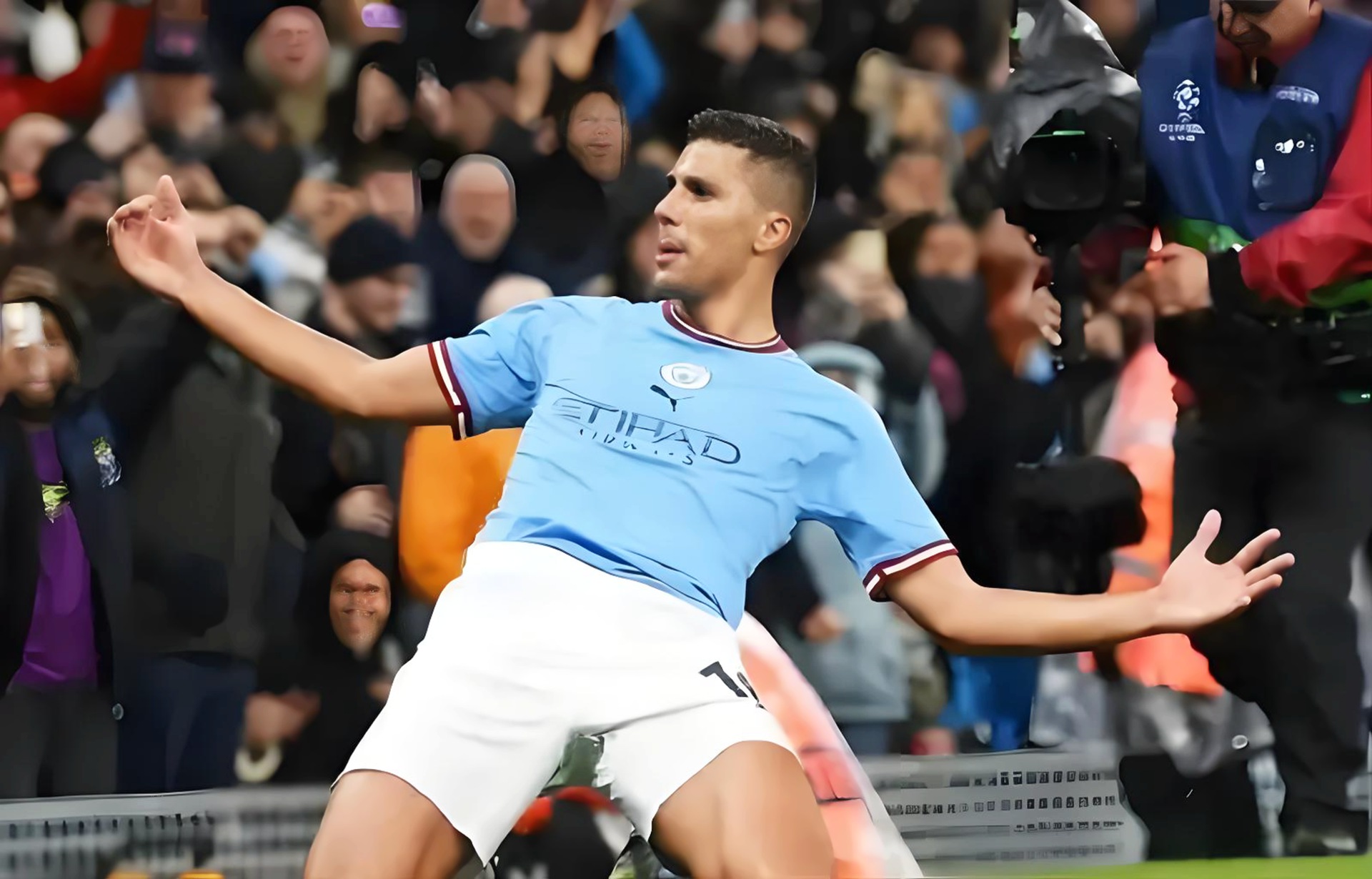 西班牙队的表现引起了球迷们的关注和讨论 西班牙队的表现引起了球迷们的关注和讨论