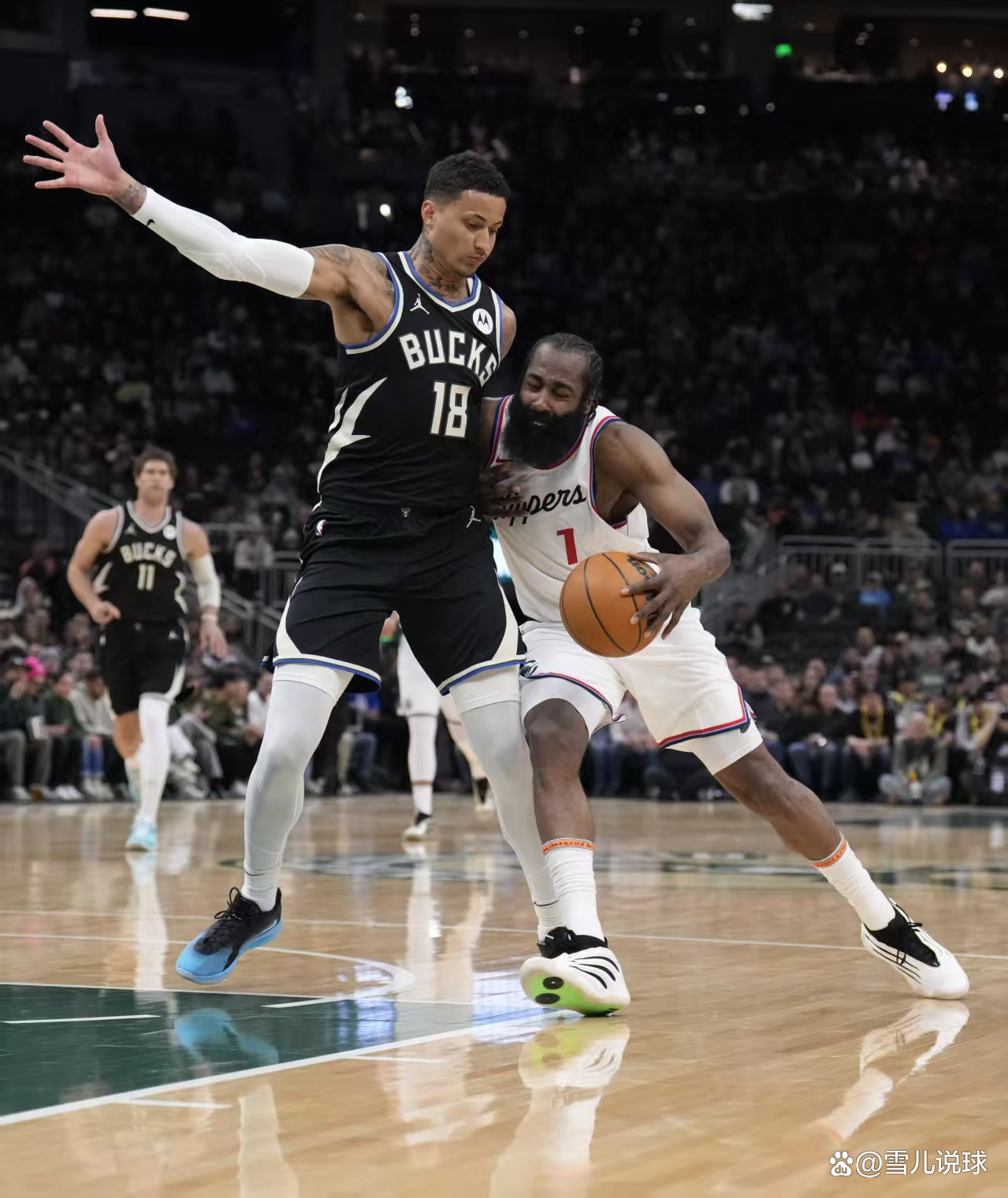 雄鹿队全队状态神勇,击败对手轻松晋级 雄鹿队全队状态神勇,击败对手轻松晋级