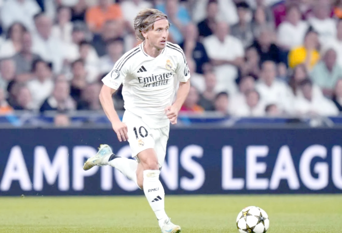 关于皇马官方宣布莫德里奇恢复训练，欲尽早回归帮助球队逆转战绩的信息