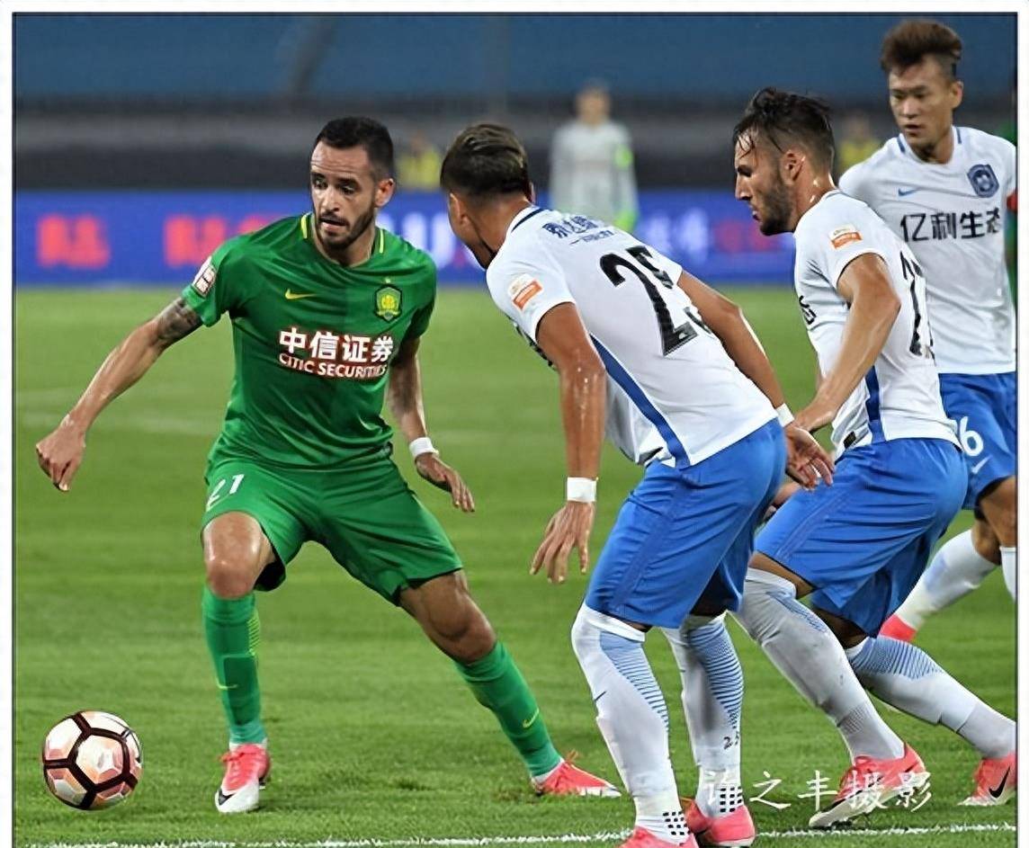 包含波鸿全队备战决赛战术，提高技战术实力的词条